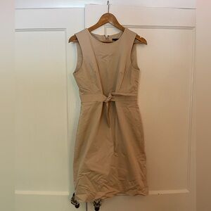 Ann Taylor Size 8 Tan Sheath Dress